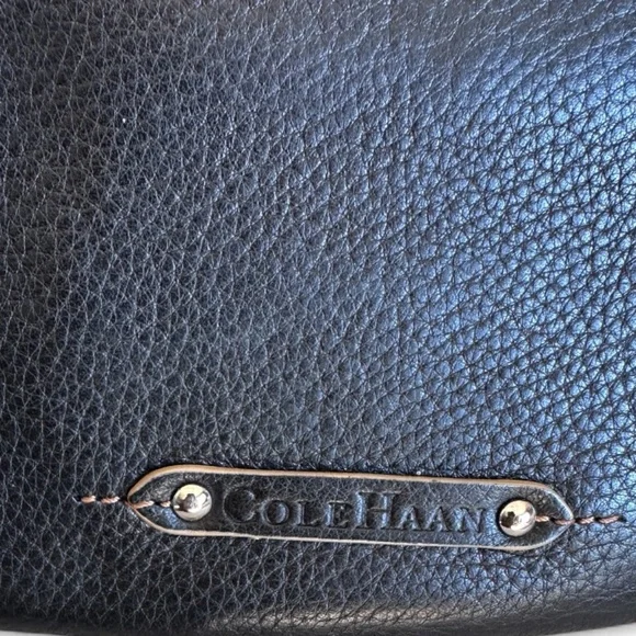 Vintage COLE HAAN Black Pebbled Leather Village Purse SP06 w/ Baseball Stitch! - Picture 3 of 16